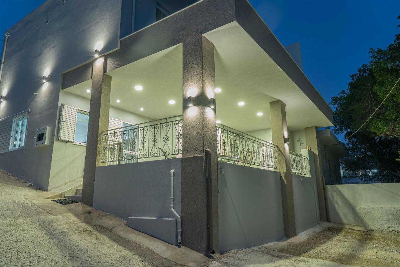 Tzortzi'S Family Apartments カリ・リメネス エクステリア 写真