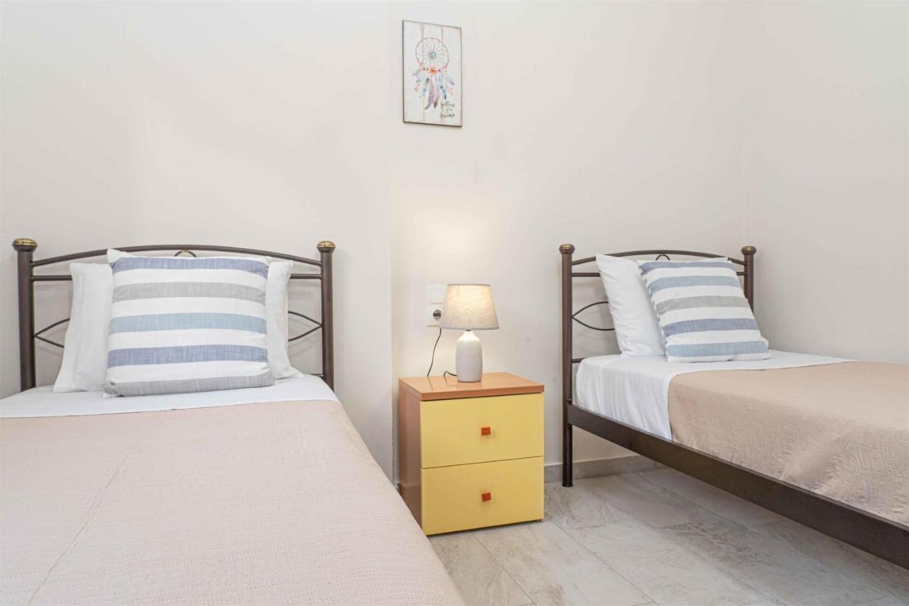 Tzortzi'S Family Apartments カリ・リメネス エクステリア 写真