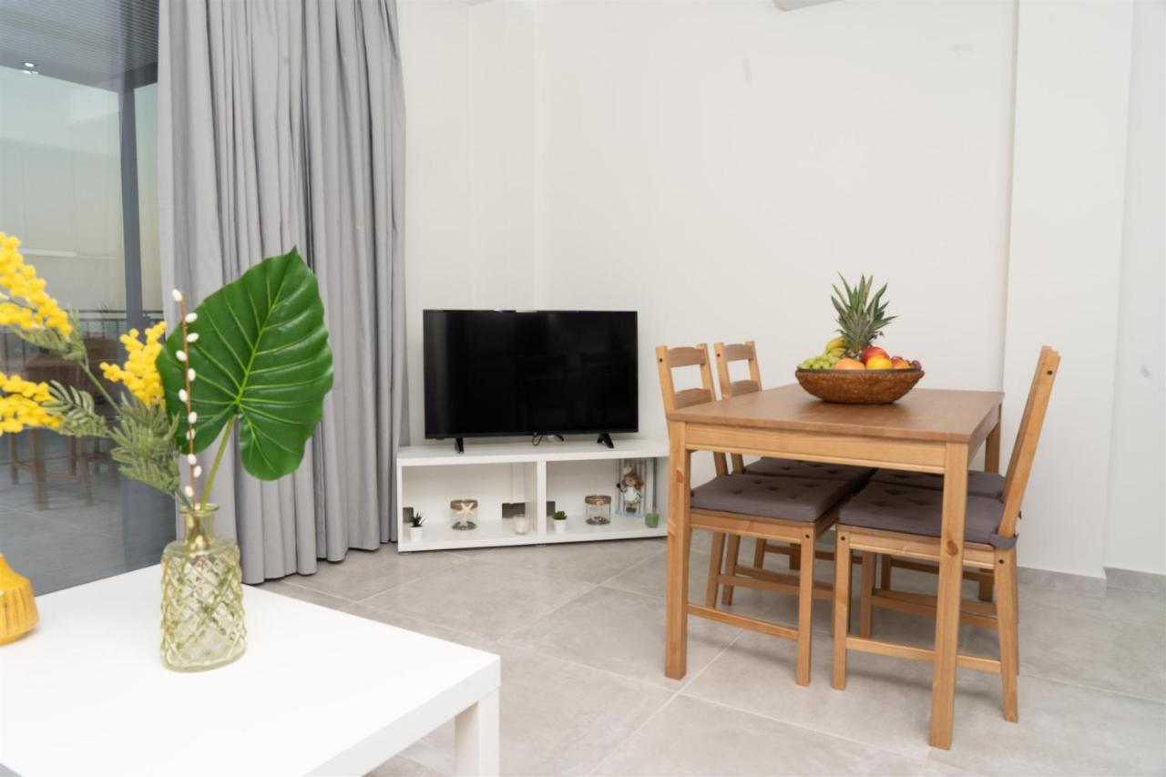 Tzortzi'S Family Apartments カリ・リメネス エクステリア 写真