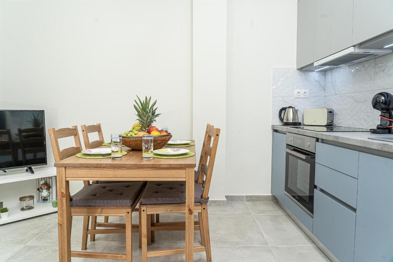 Tzortzi'S Family Apartments カリ・リメネス エクステリア 写真
